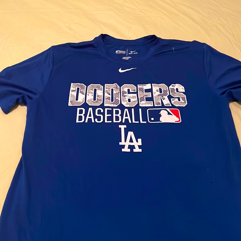 Nike dodgers shirt